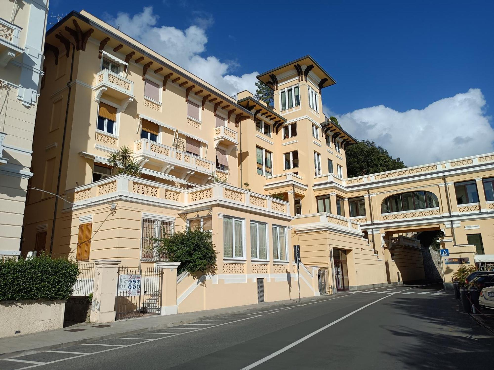 Il Faro Dei Poeti Apartment Lerici Exterior photo